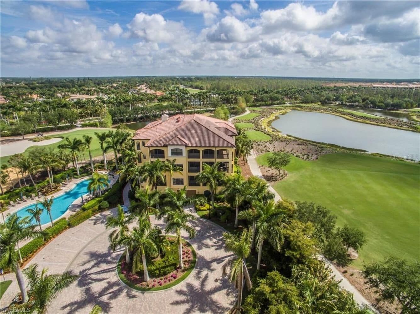 Photo 5 of 2555 MARQUESA ROYALE