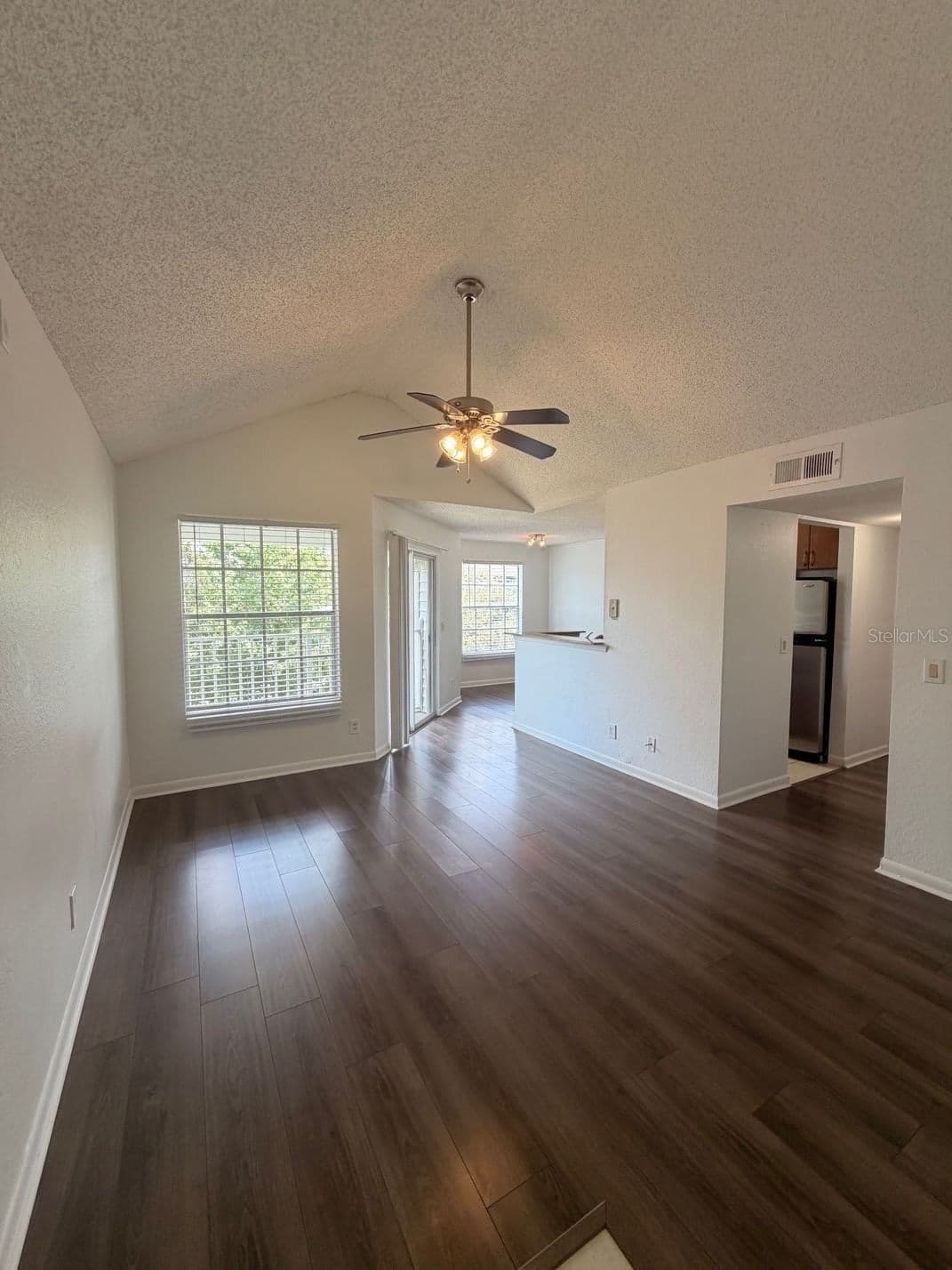 Photo 5 of 11568 WESTWOOD