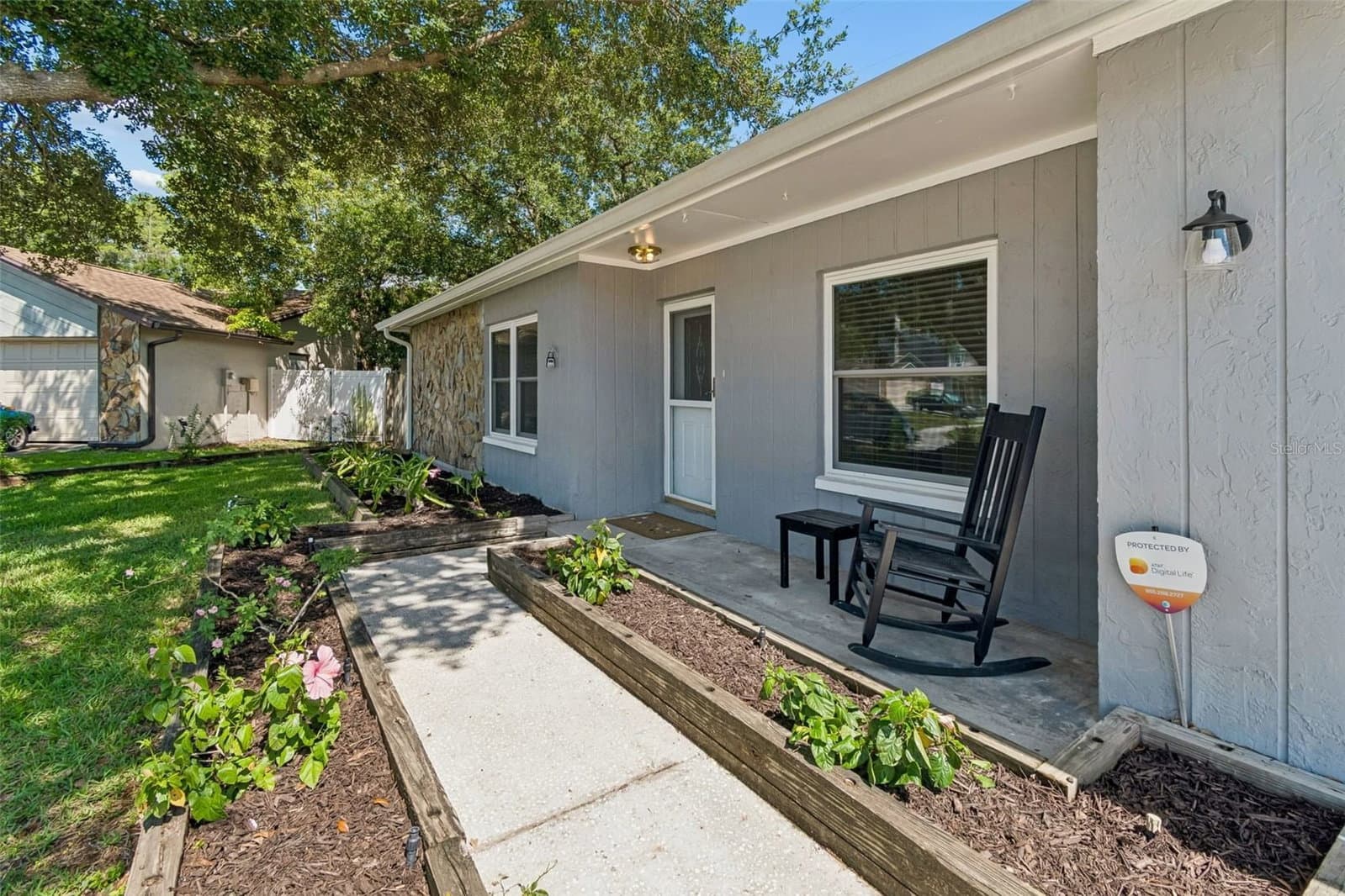 Photo 4 of 16205 SAWGRASS