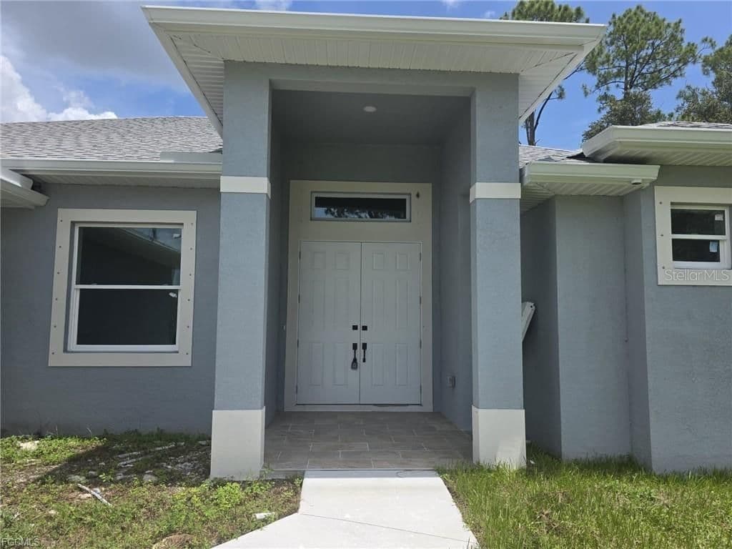 3852 HOPEVALE, Fort Myers, FL