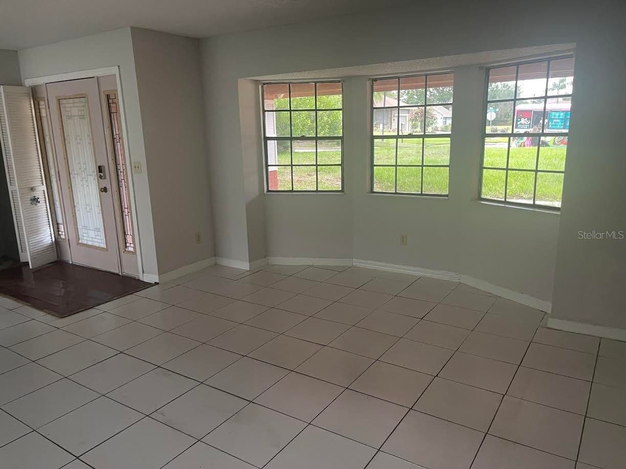 Photo 4 of 9310 BAY VISTA ESTATES