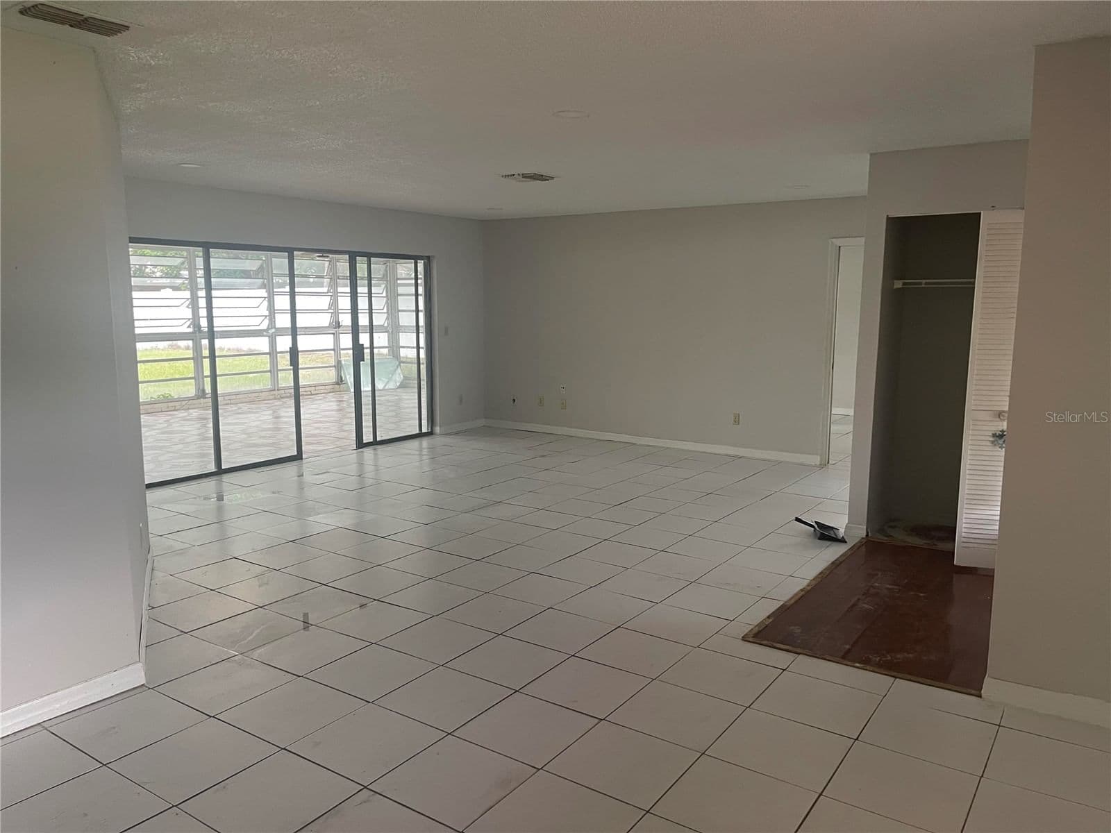 Photo 5 of 9310 BAY VISTA ESTATES