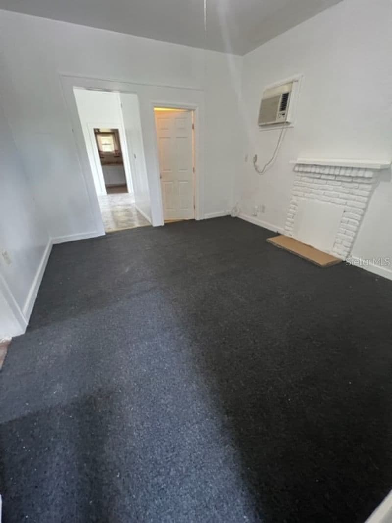 1031 FLORENCE