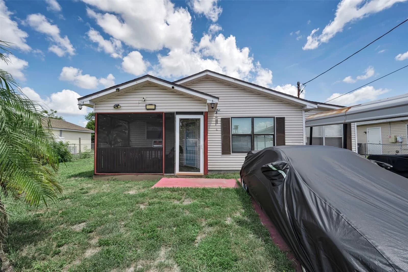 7526 CAROLTON Circle