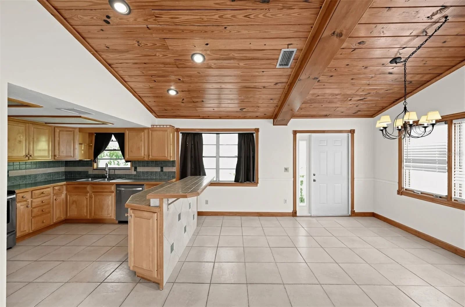 Photo 5 of 6150 WESTPORT Lane