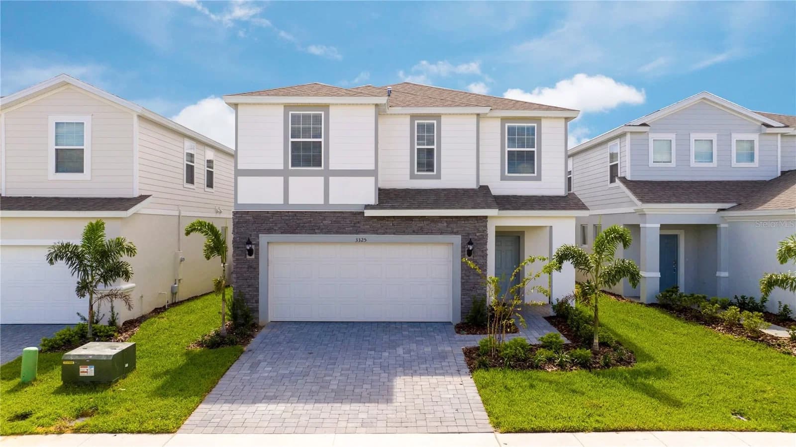 3325 LILAC Way