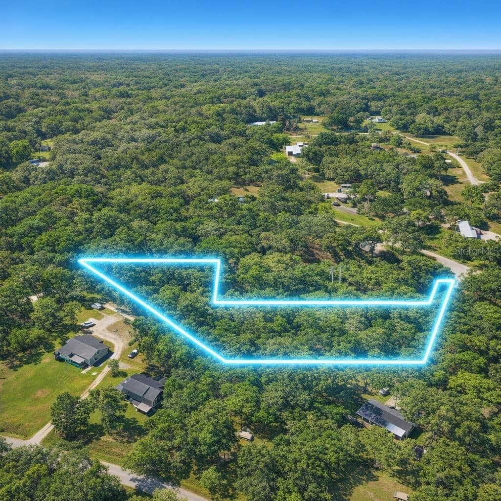 1764 COUNTRY WOODS Drive