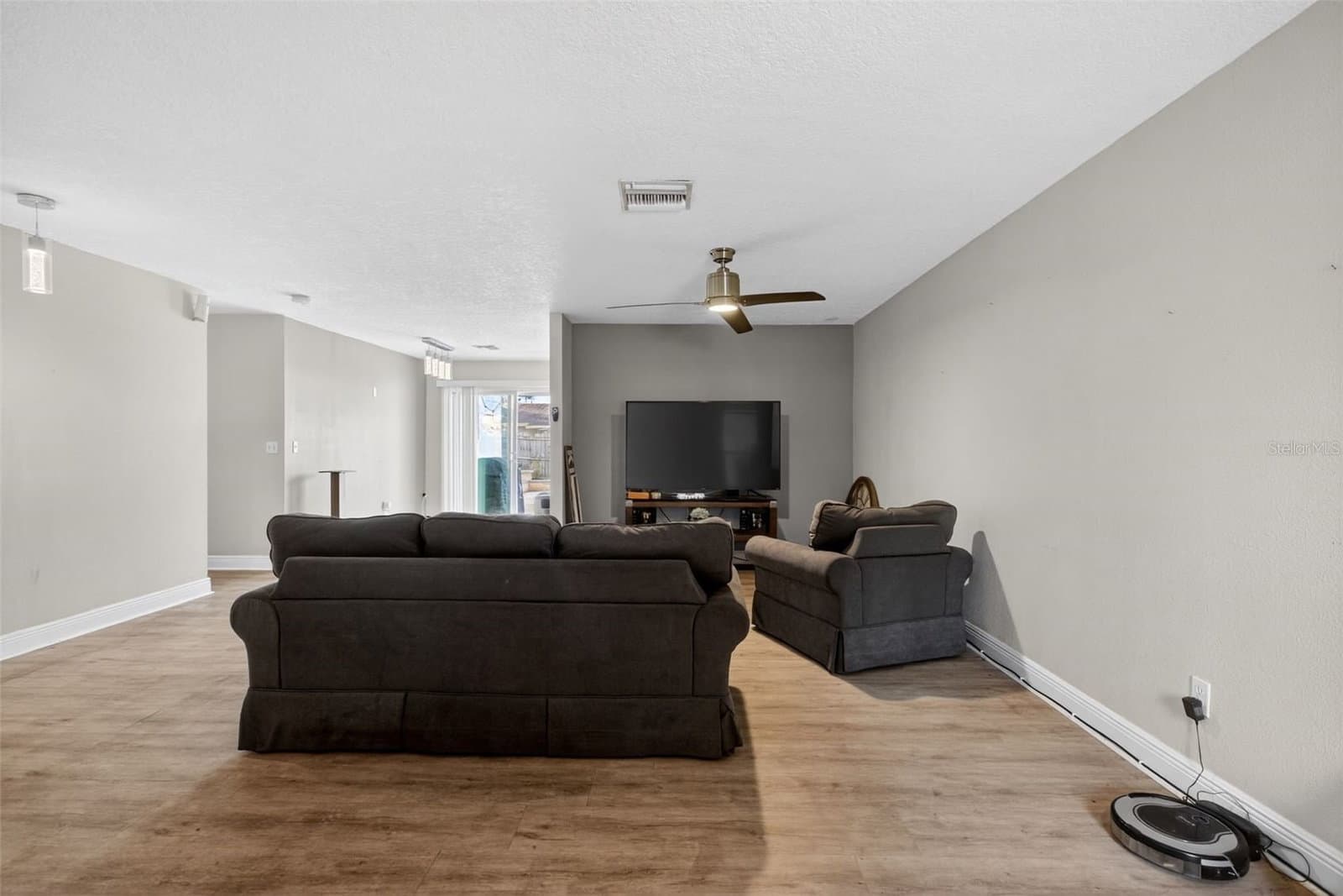 2738 FIRESIDE