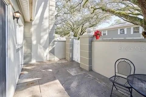 11713 RAINTREE
