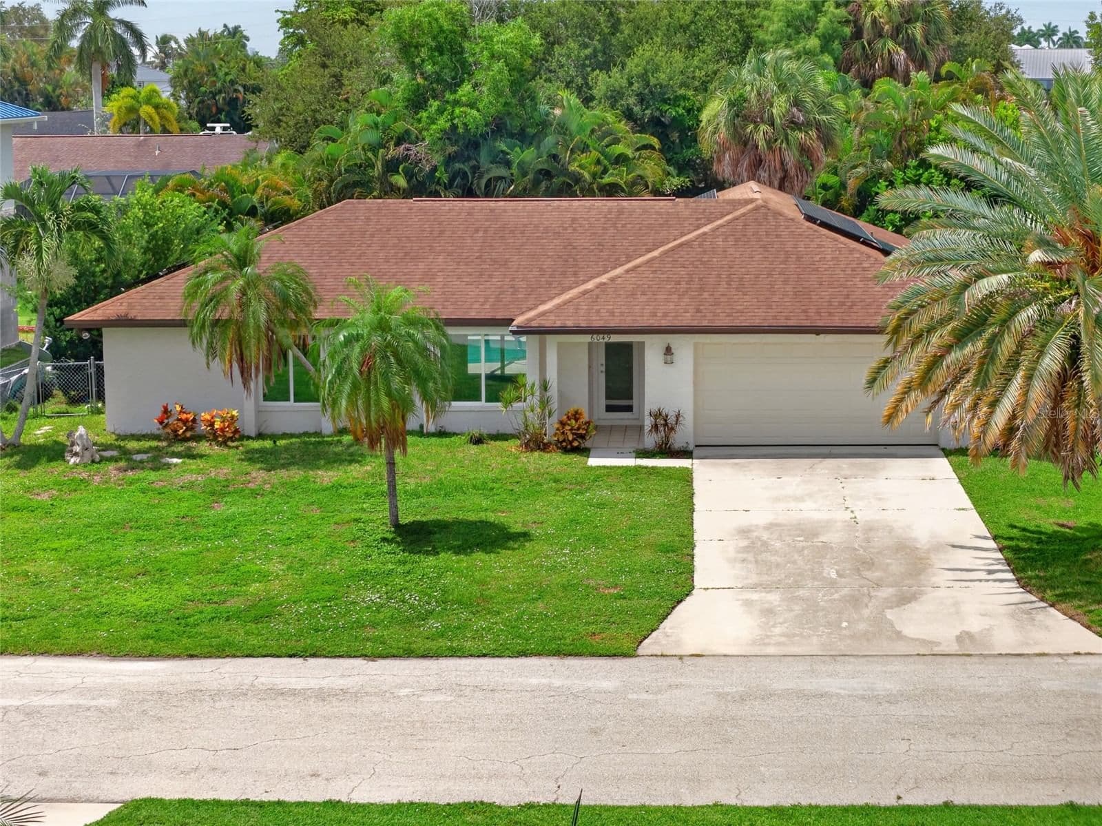 6049 PERTHSHIRE, Fort Myers, FL
