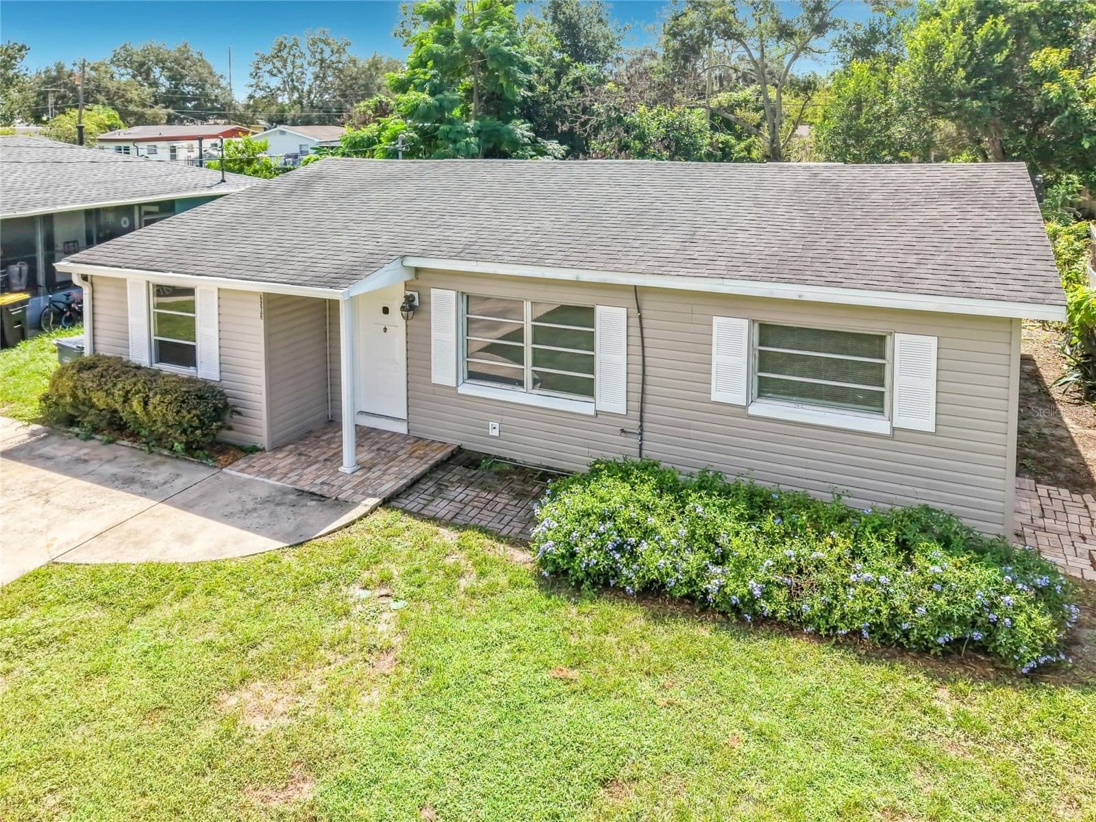 Photo 5 of 2503 CETRA Court