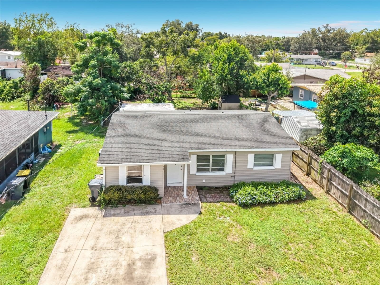 2503 CETRA Court