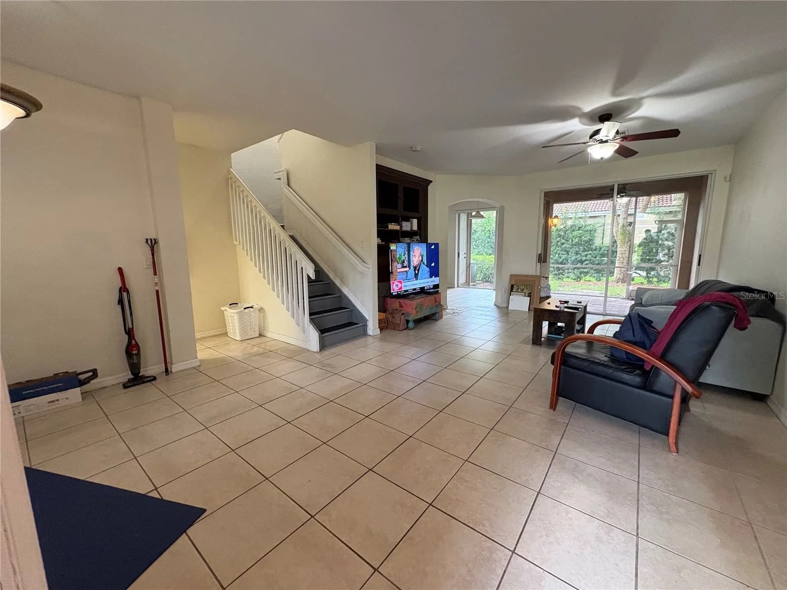 Photo 5 of 17533 LAUREL GROVE Court