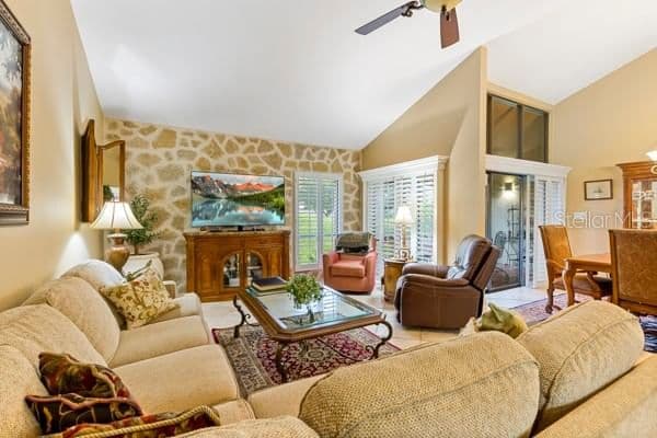 Photo 5 of 4705 LANDINGS Drive