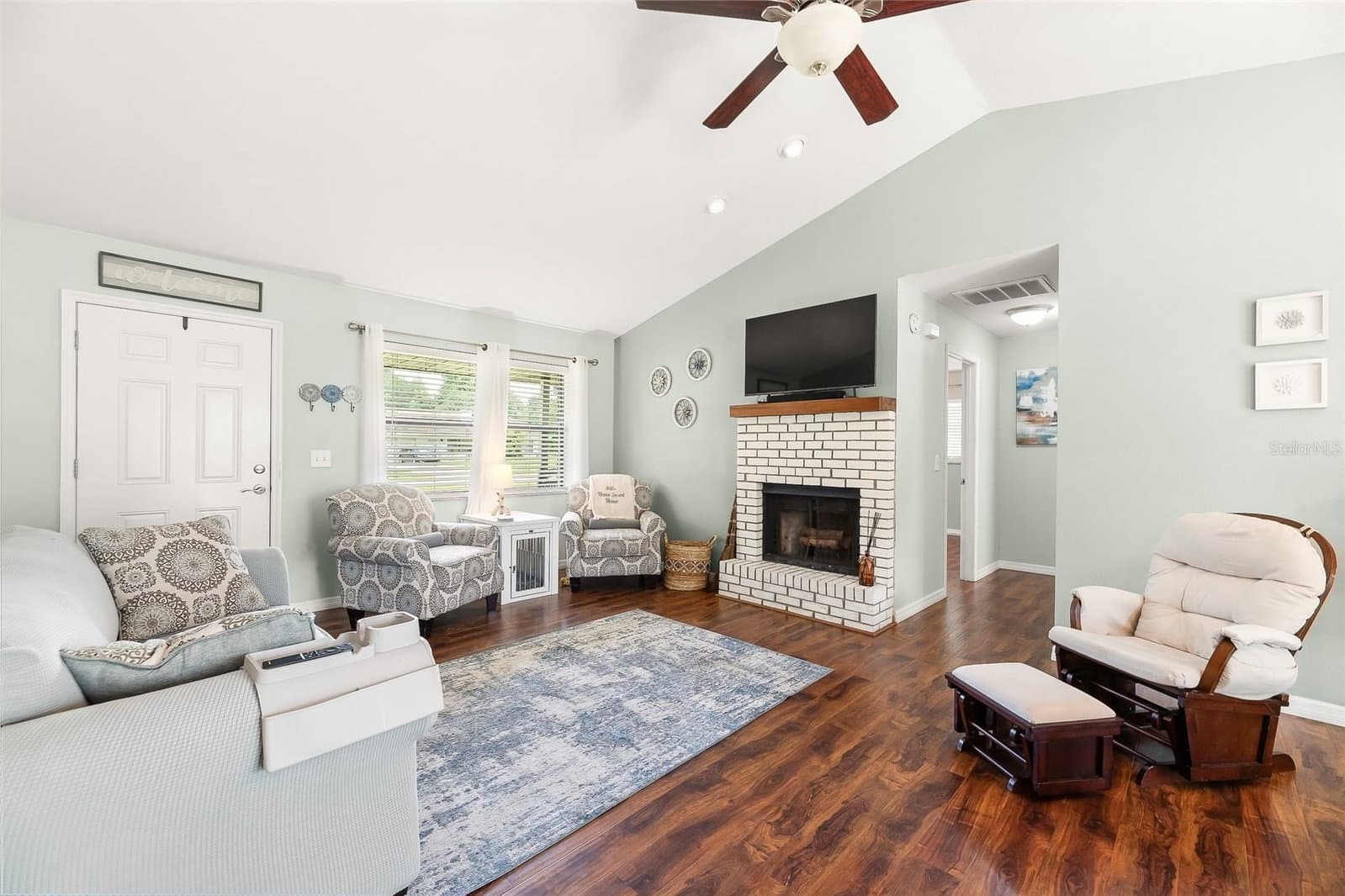 Photo 5 of 4953 33RD TERRACE