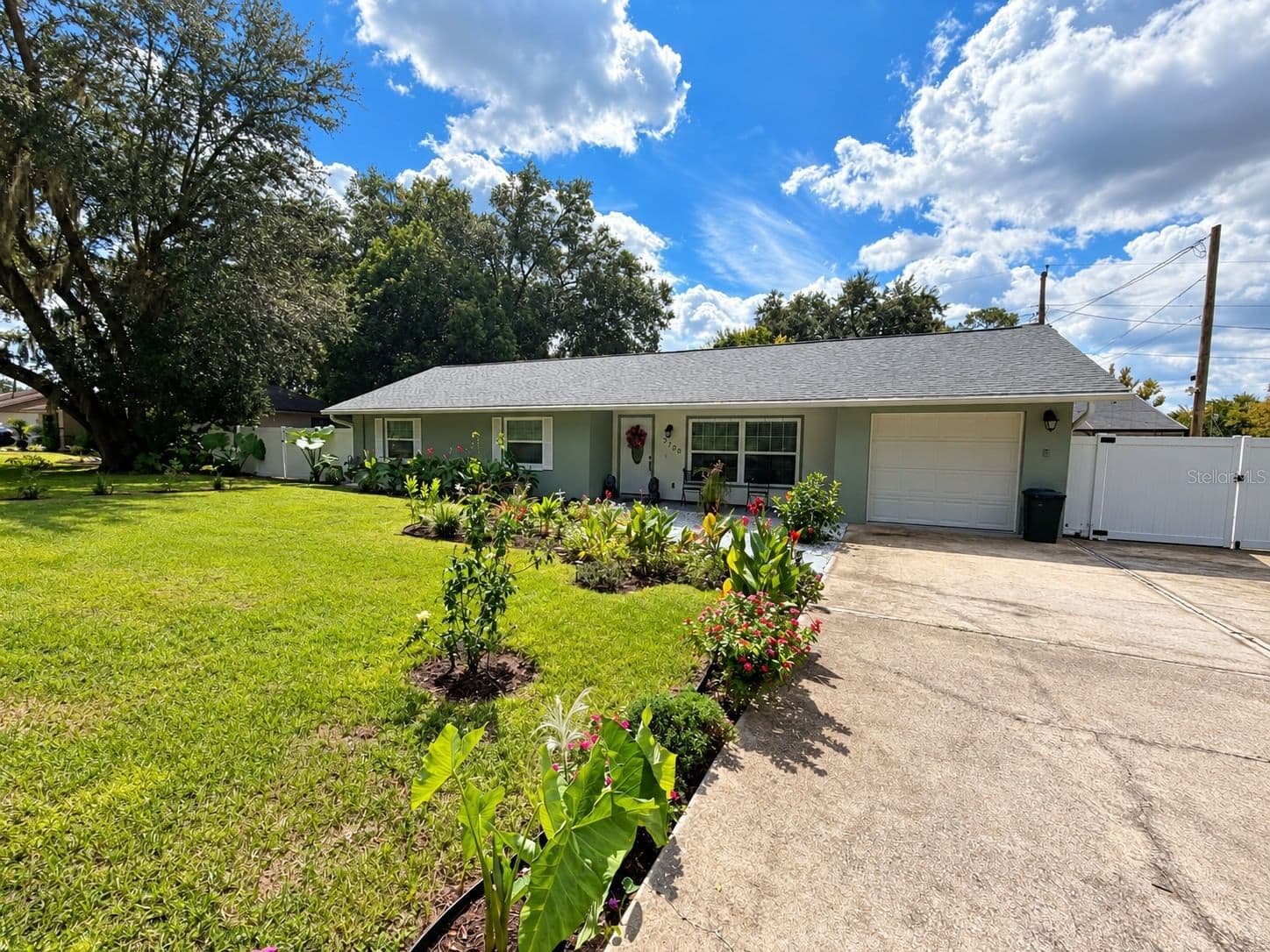 Photo 4 of 5700 FORT KING Street