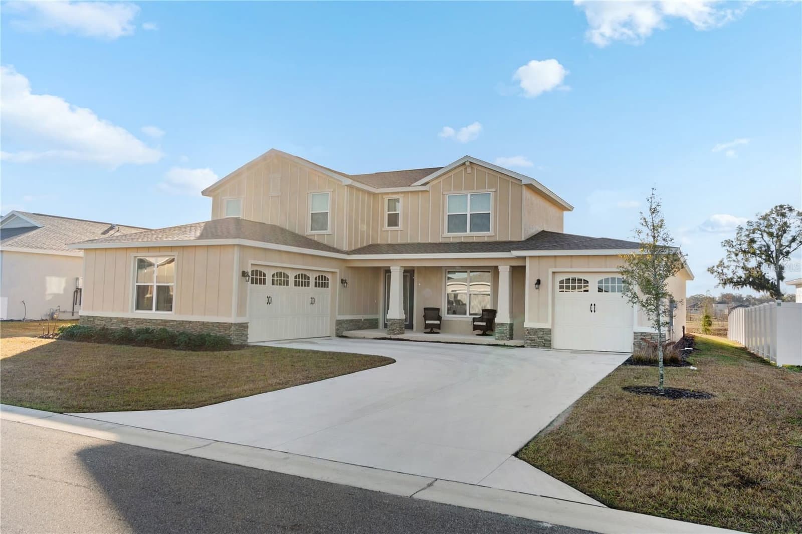 Photo 4 of 7610 SW 60TH STREET