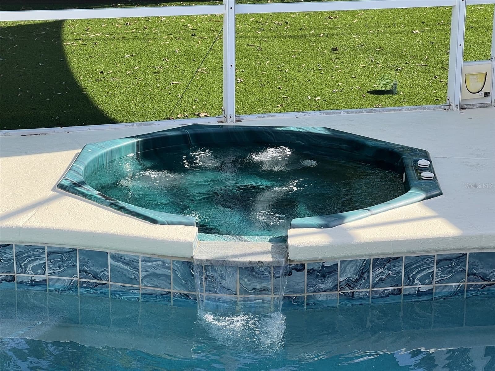 Photo 5 of 787 WATERVIEW
