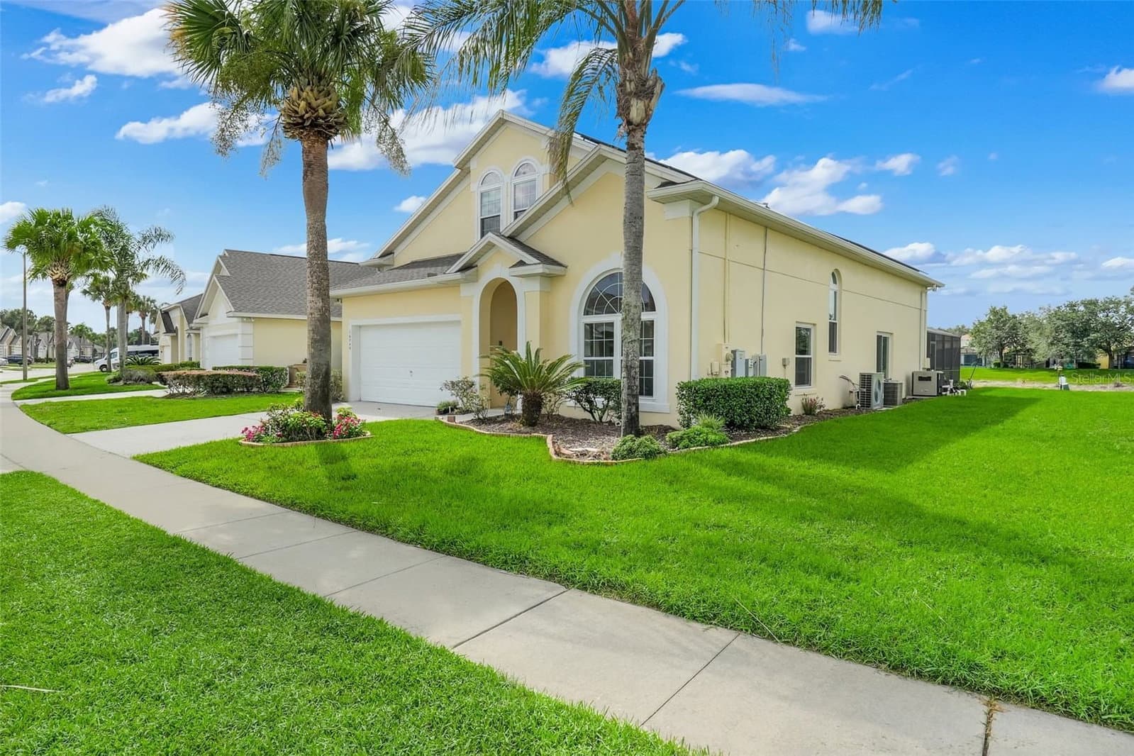16740 GLENBROOK