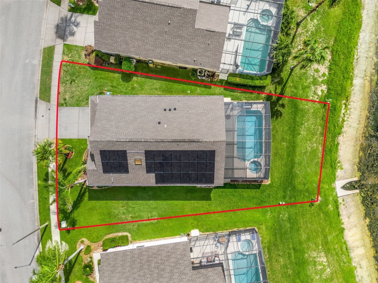 Photo 4 of 16740 GLENBROOK