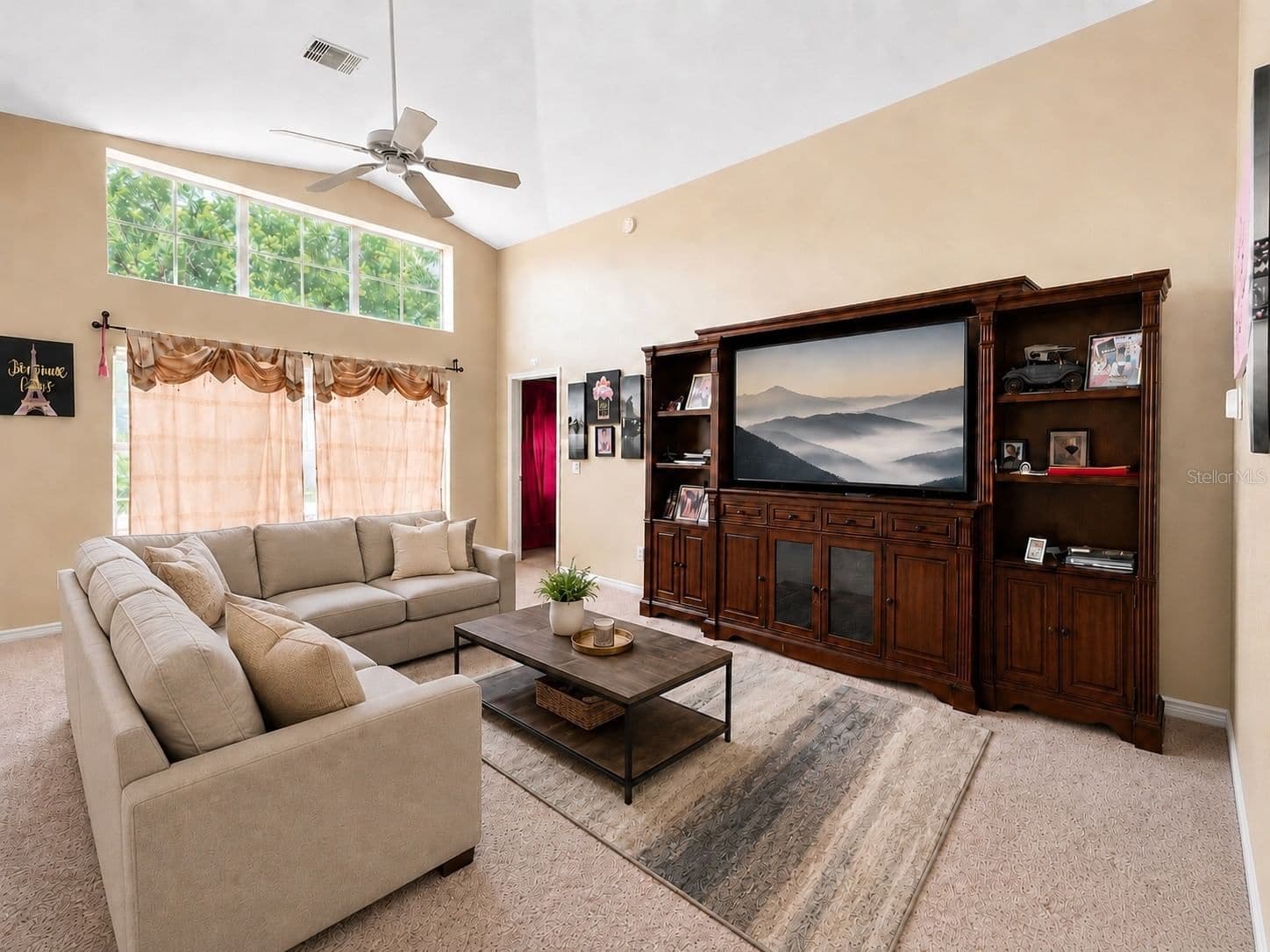 531 SILVER PALMS