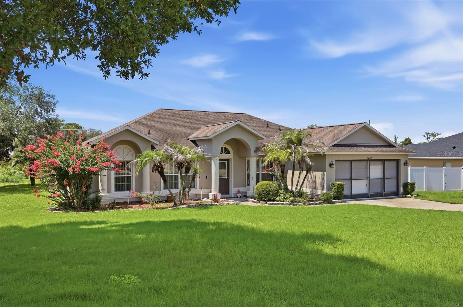 Photo 4 of 13042 SUNWOOD