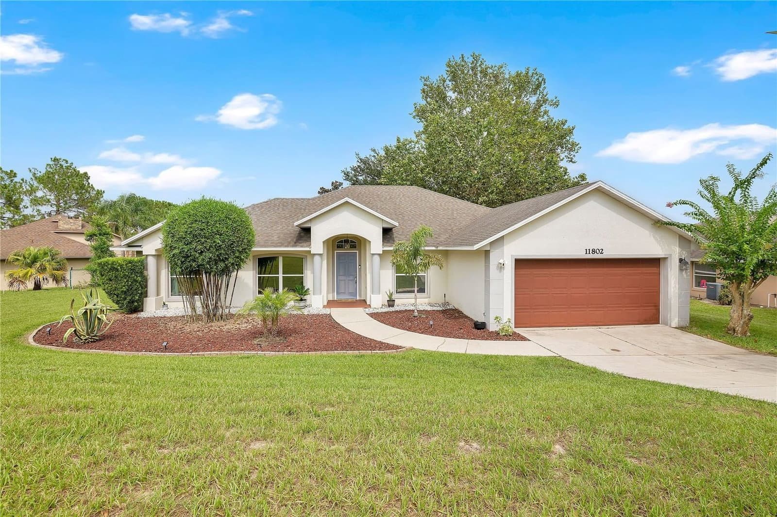 11802 GRAND HILLS