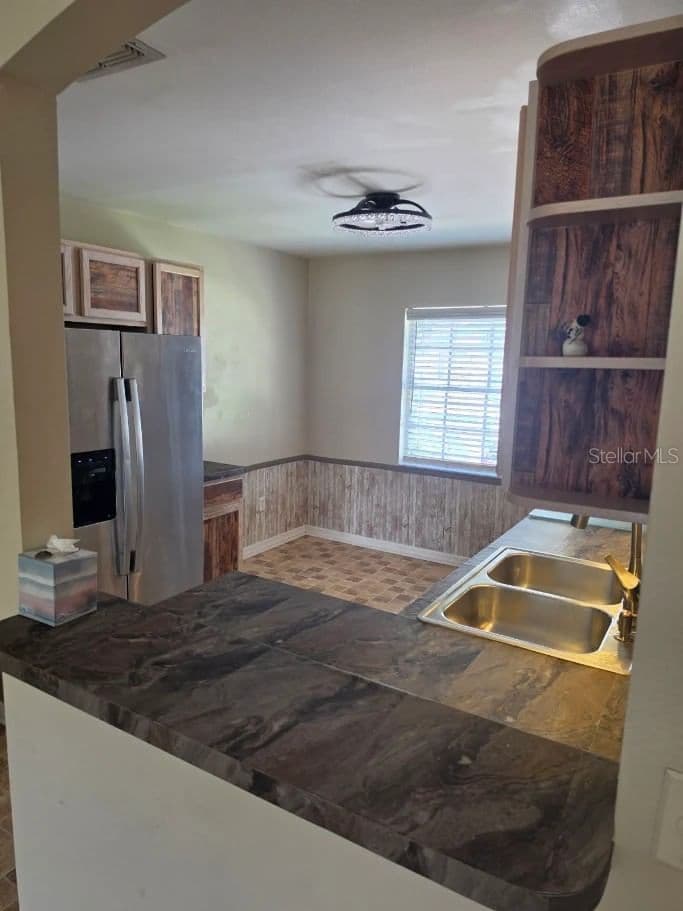 Photo 5 of 416 EAGLE RIDGE