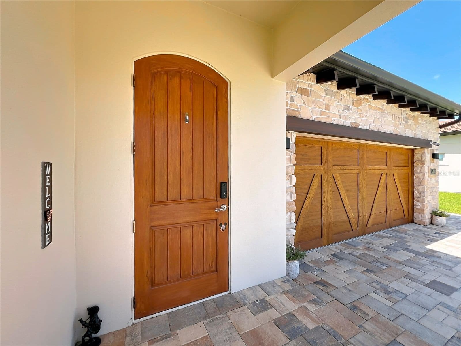 10824 ROYAL CYPRESS