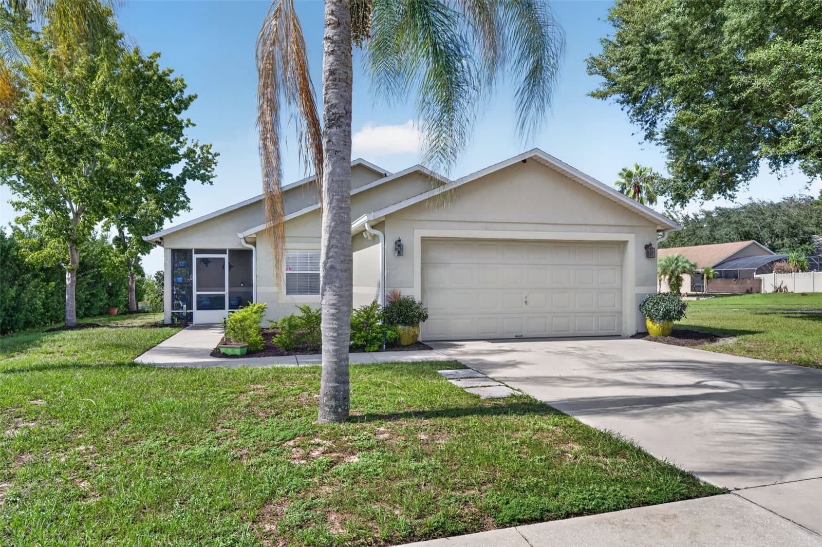 1390 WILLOW CREST