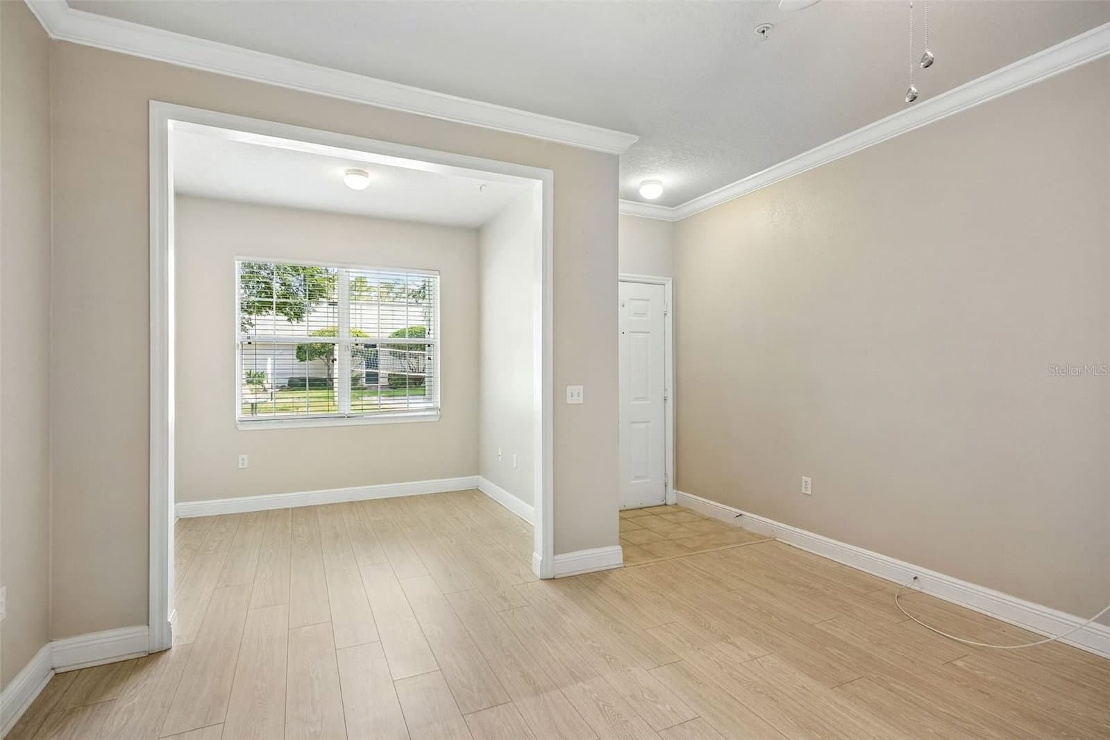 405 SOUTHERN PECAN