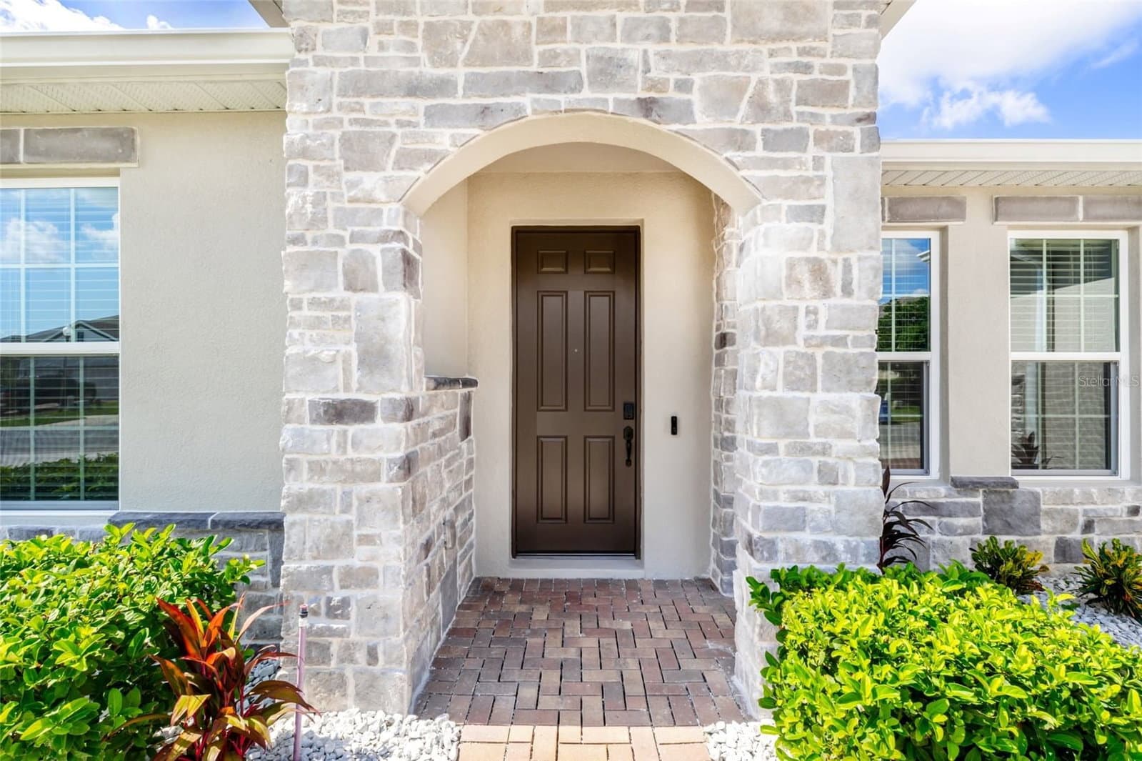 1325 BLARNEY