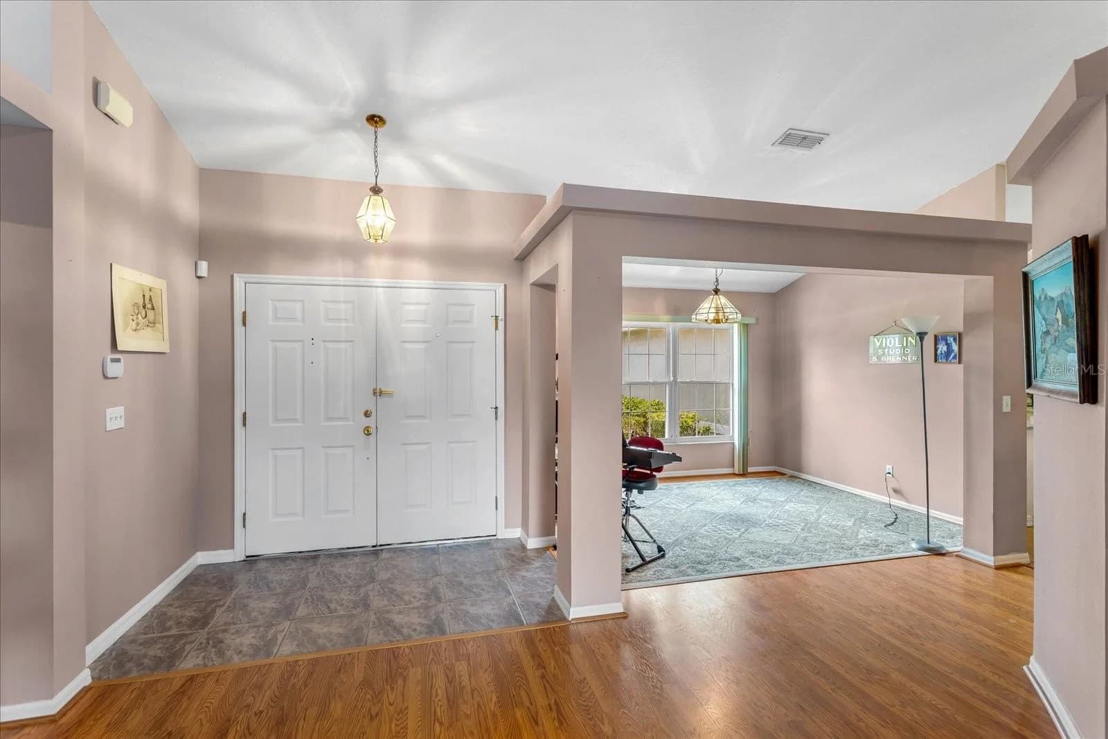 Photo 4 of 10217 SPRING MOSS Avenue