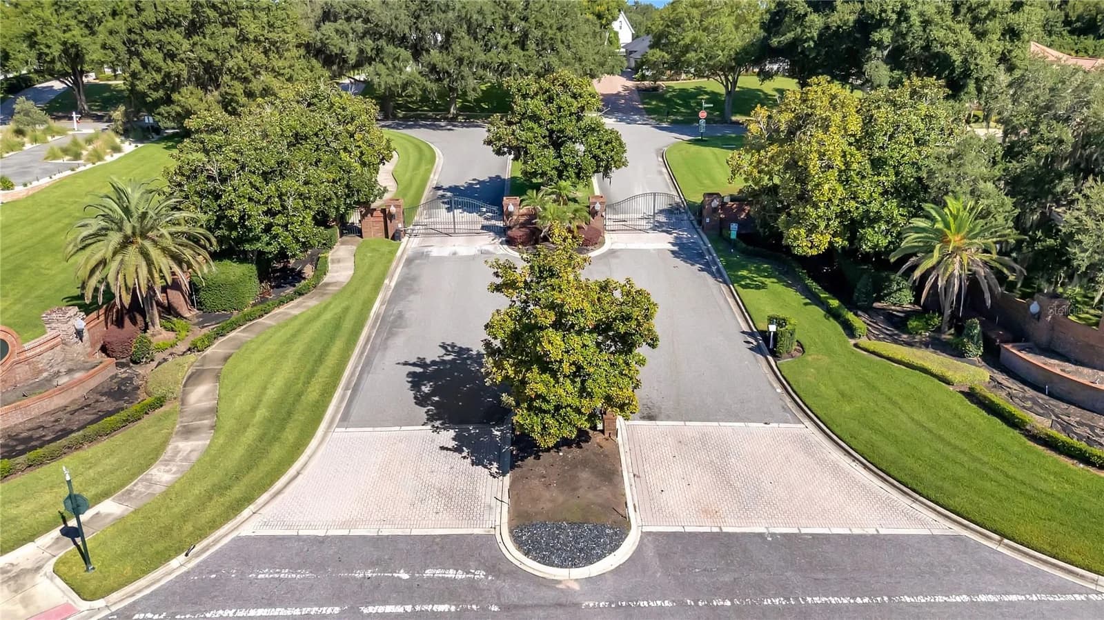 Photo 4 of OSPREY POINTE Boulevard