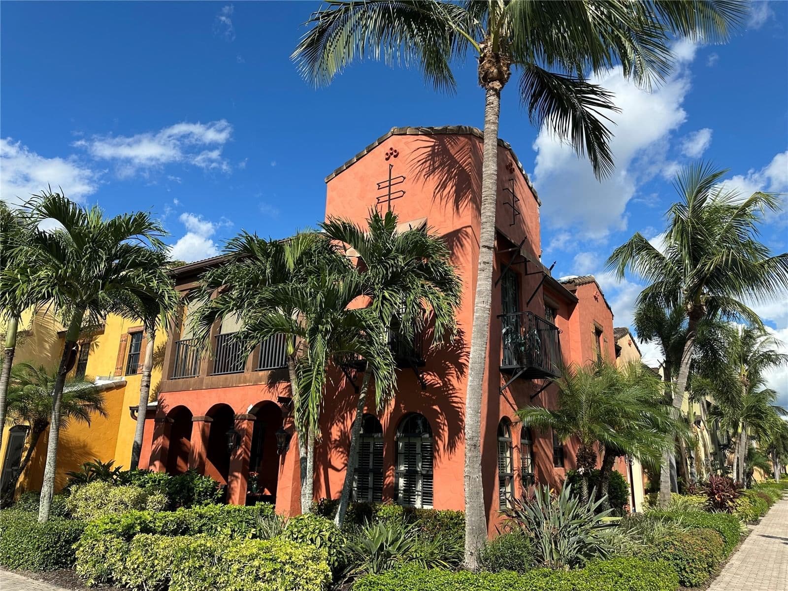 11220 PASEO GRANDE Boulevard #5204