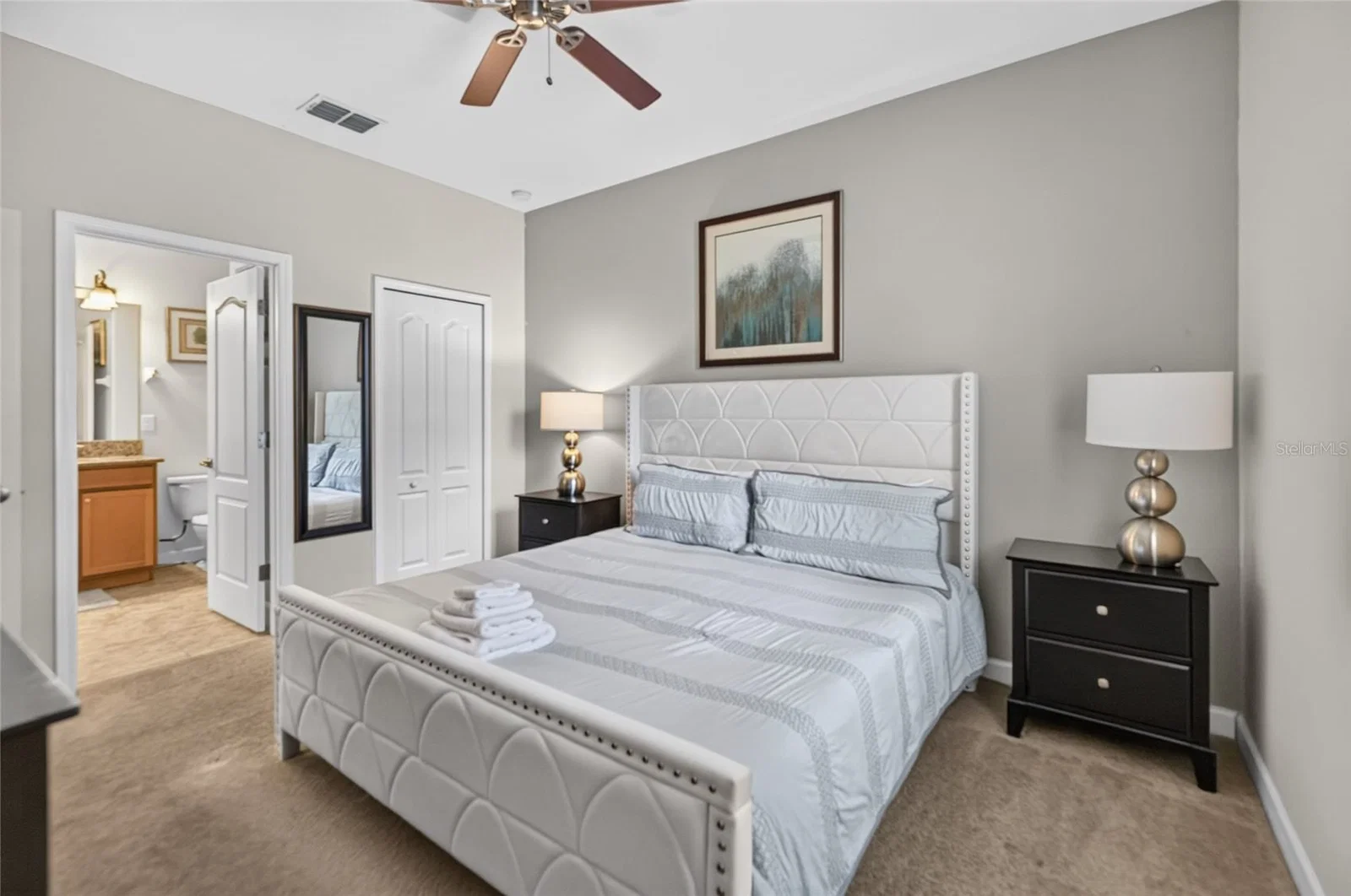Photo 4 of 1400 WEXFORD Way