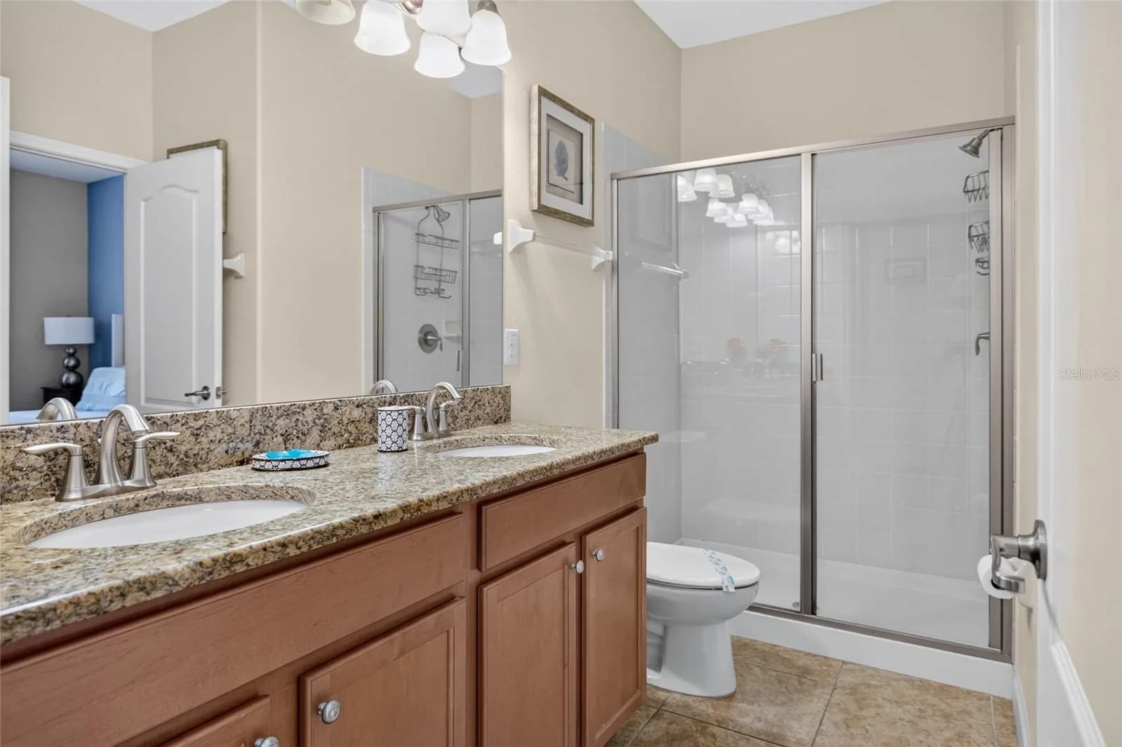 Photo 5 of 1400 WEXFORD Way