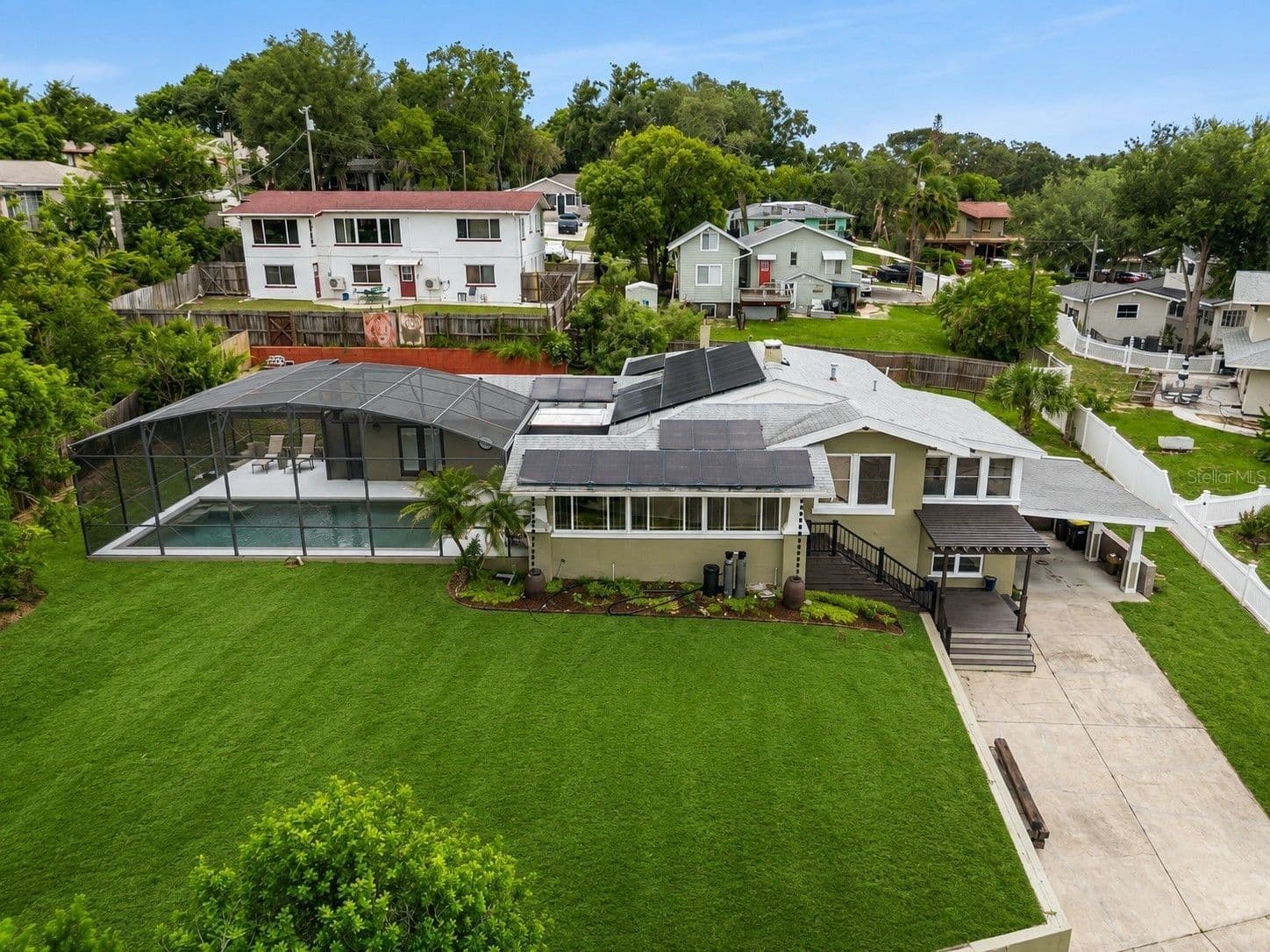 344 CRYSTAL LAKE Drive