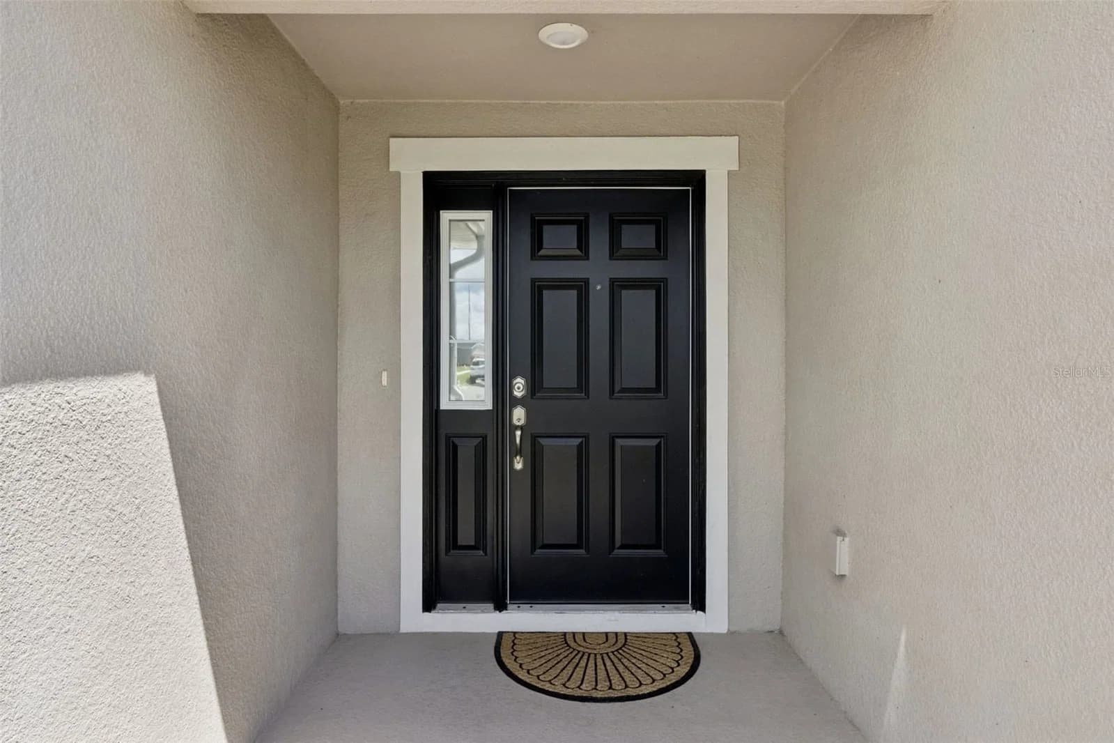 Photo 4 of 2037 SUMMERLAKE DRIVE