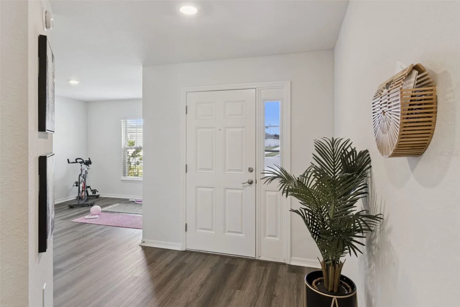 Photo 5 of 2037 SUMMERLAKE DRIVE