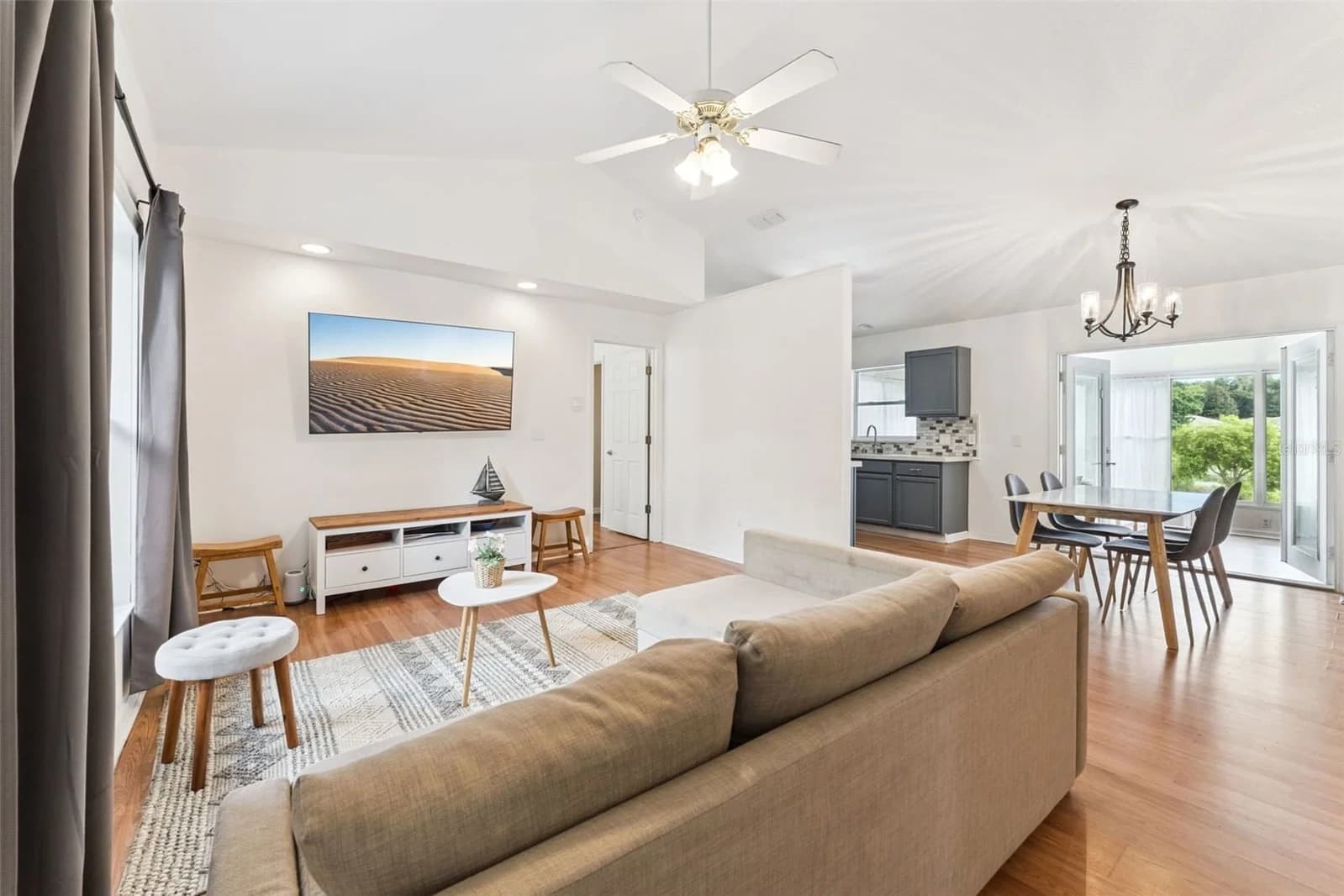 Photo 4 of 11630 KIPLING Court