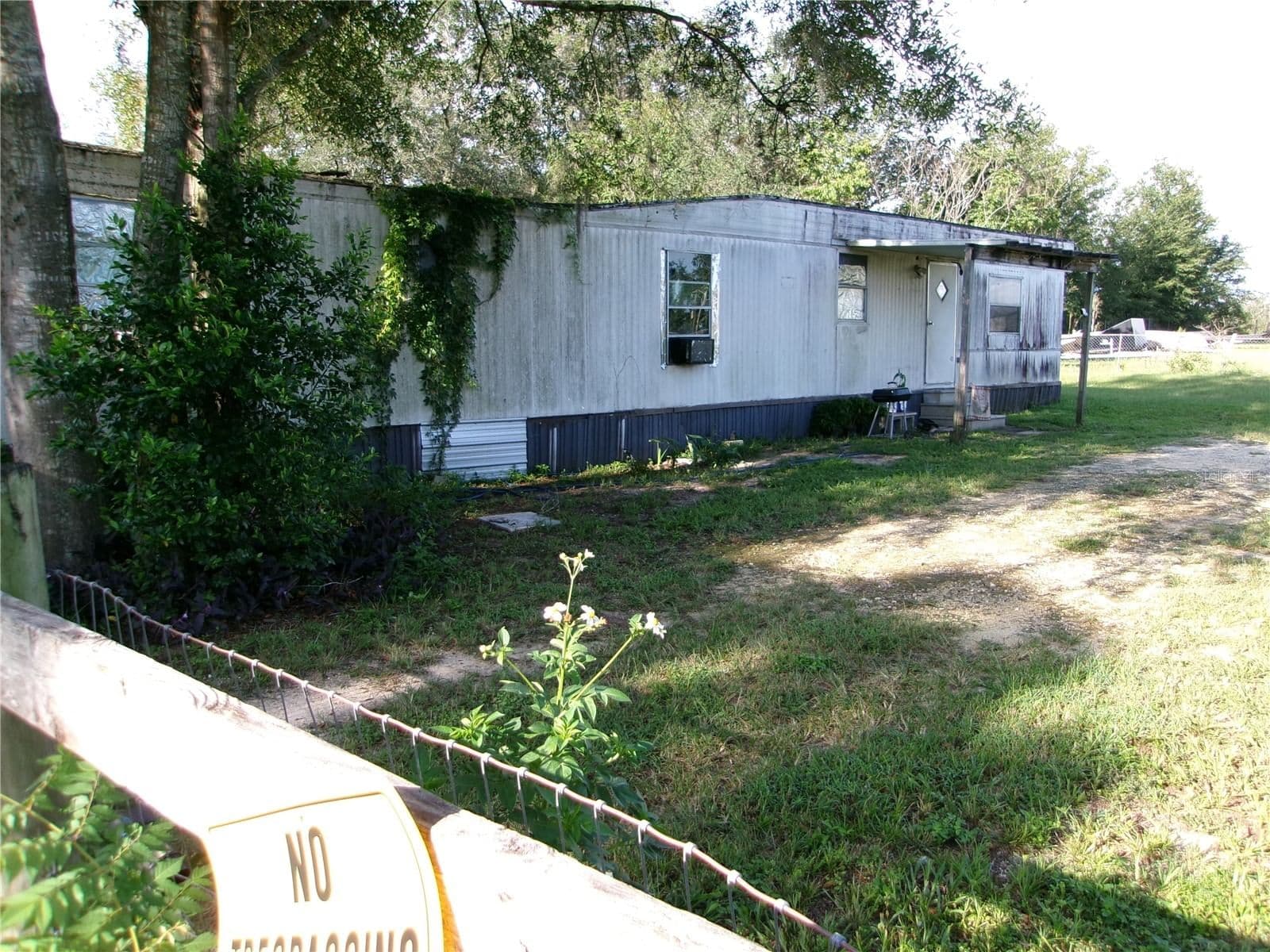 Photo 4 of 9314 33RD Court