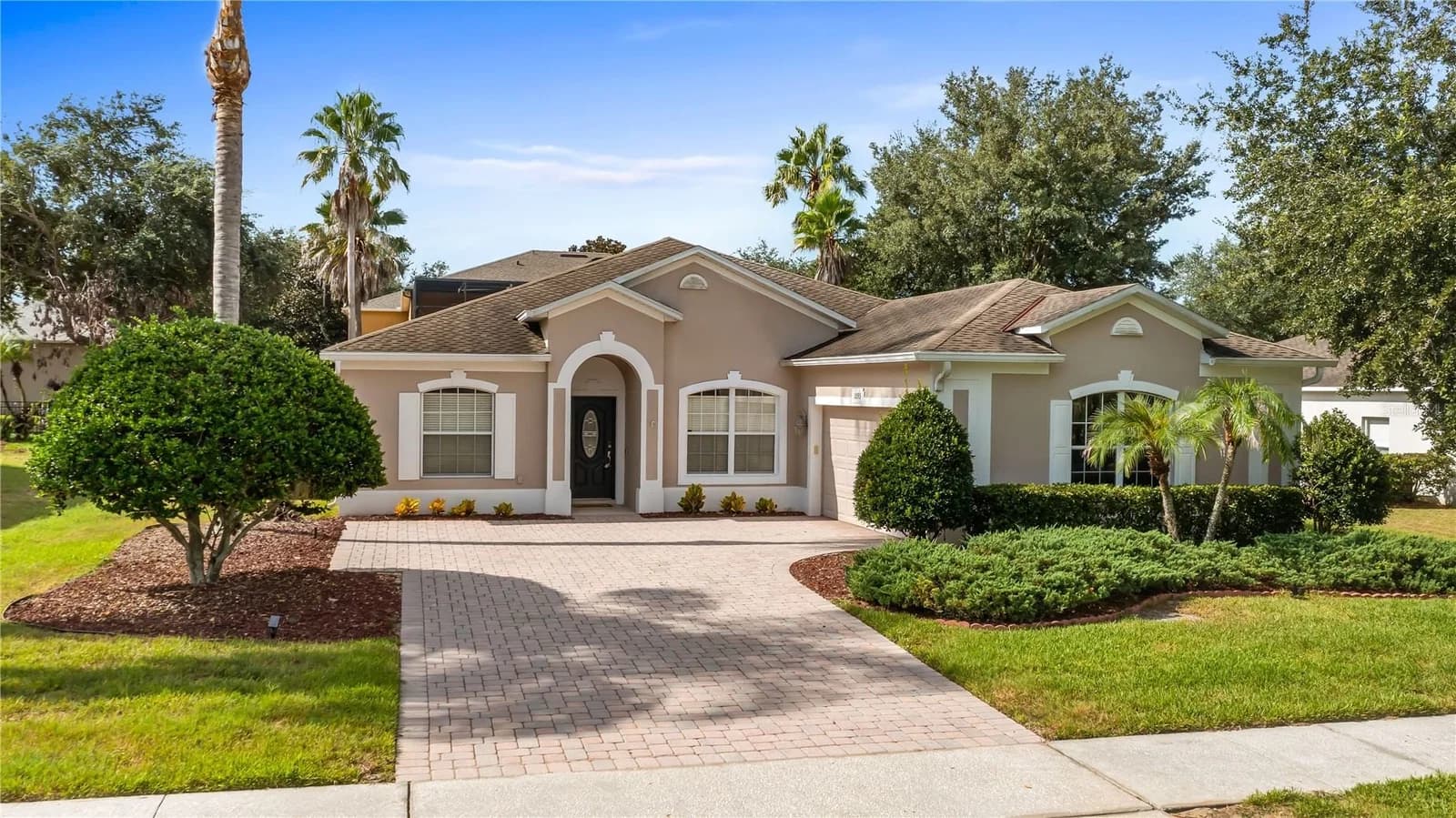 1093 HARMONY Lane