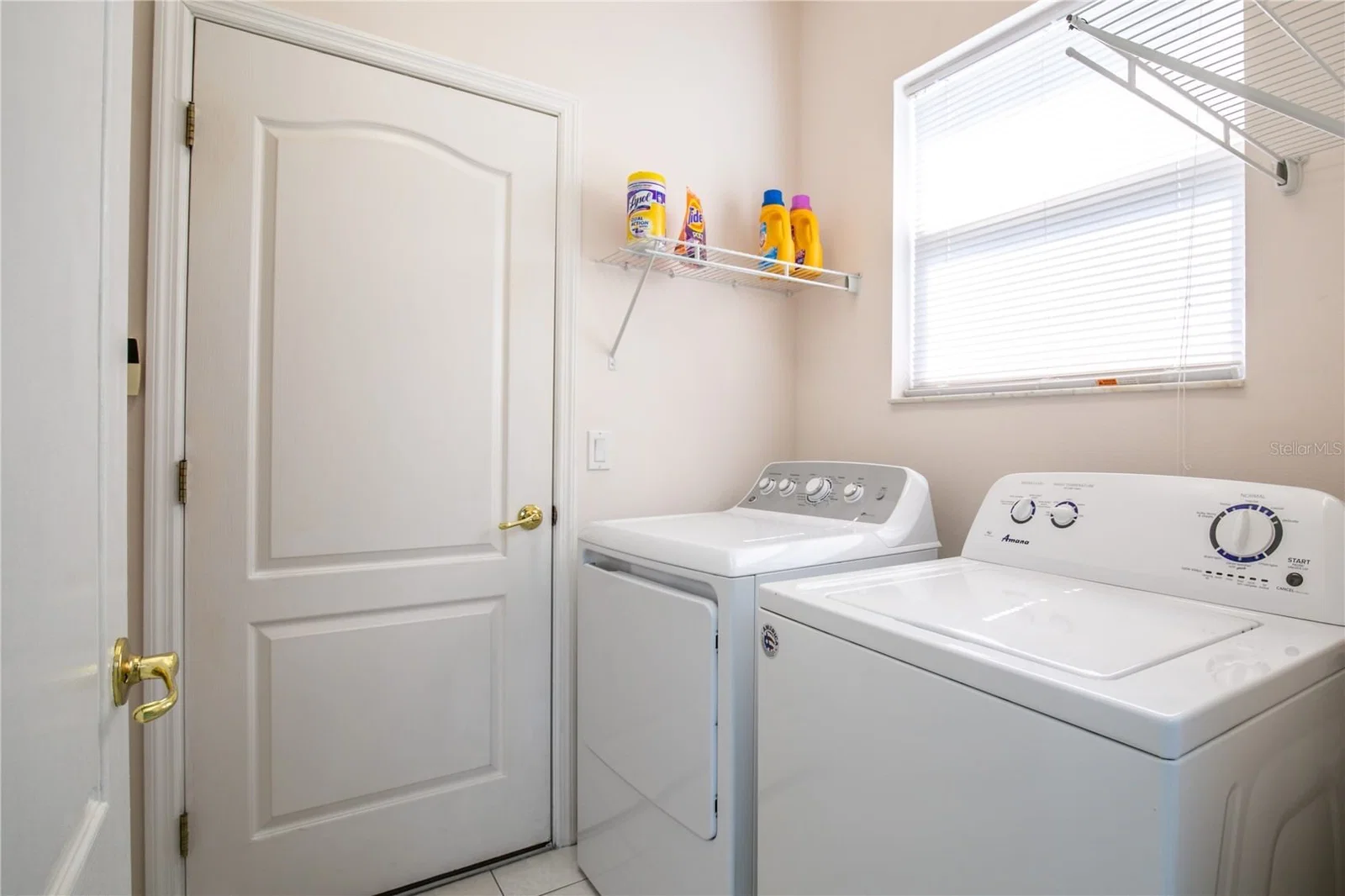 Photo 5 of 2109 GRAFTON Avenue