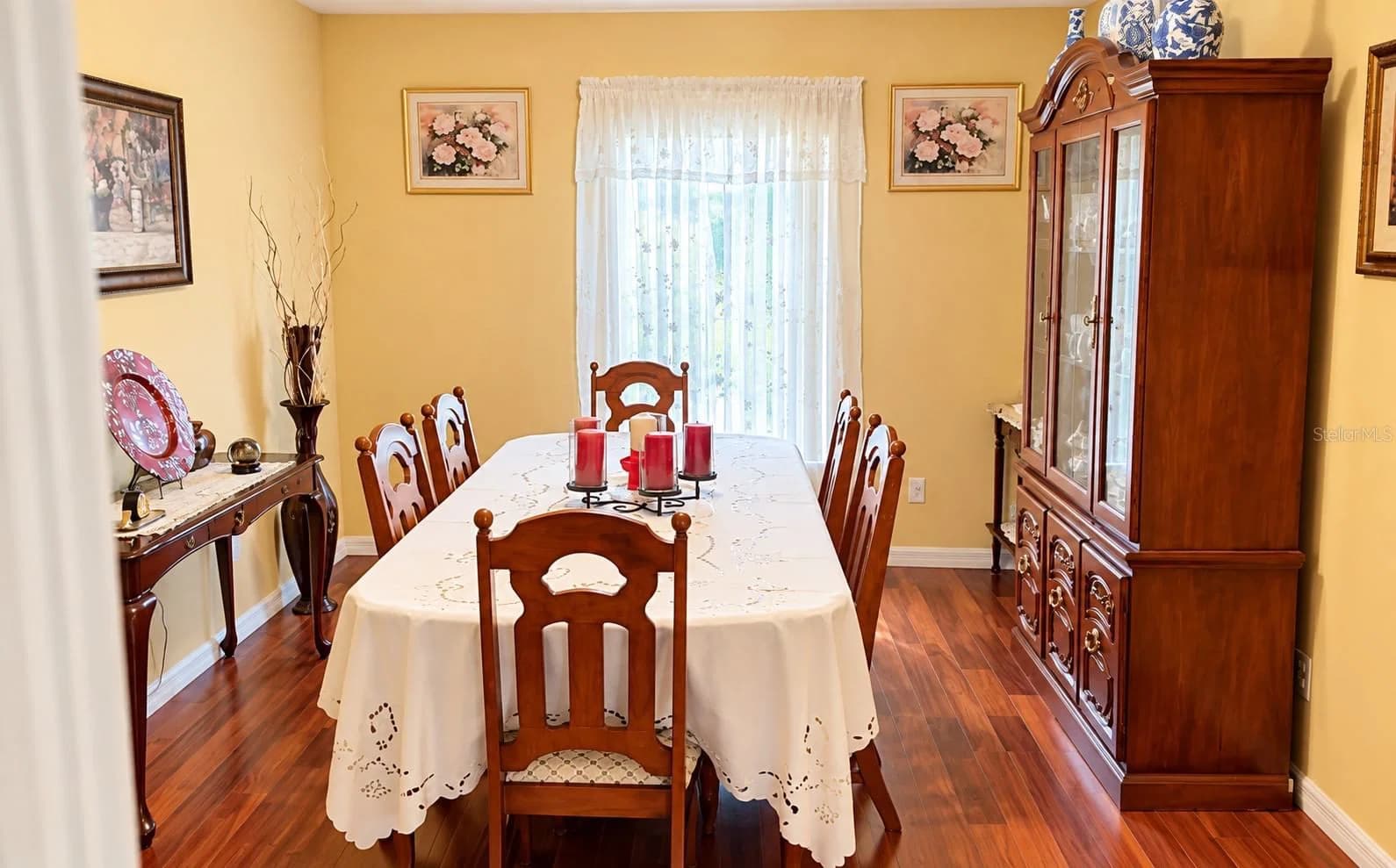 Photo 4 of 4408 ARUBA Boulevard