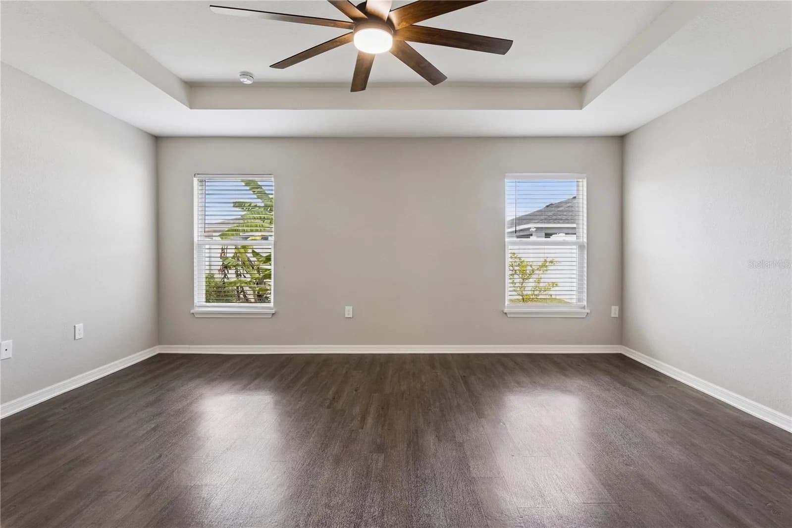 Photo 4 of 1373 MEZZAVALLE Way