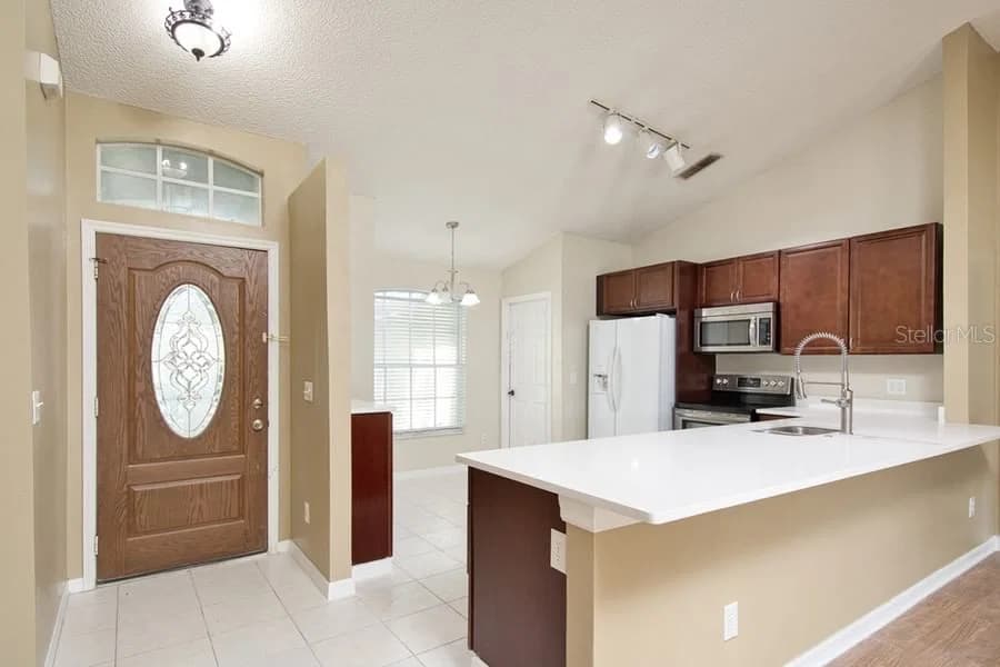 Photo 5 of 11855 CLAIR PL