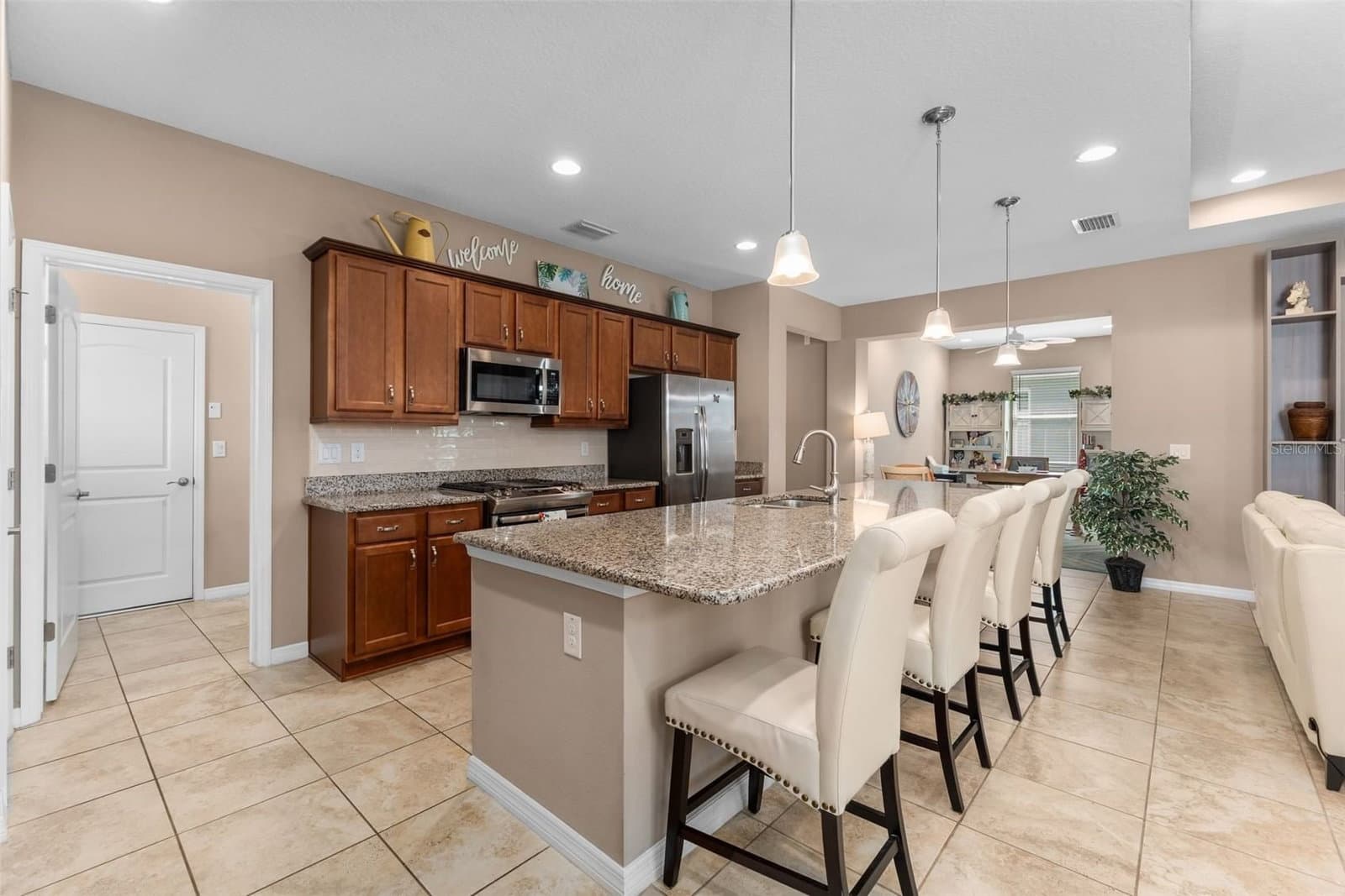 Photo 5 of 5662 40TH PL