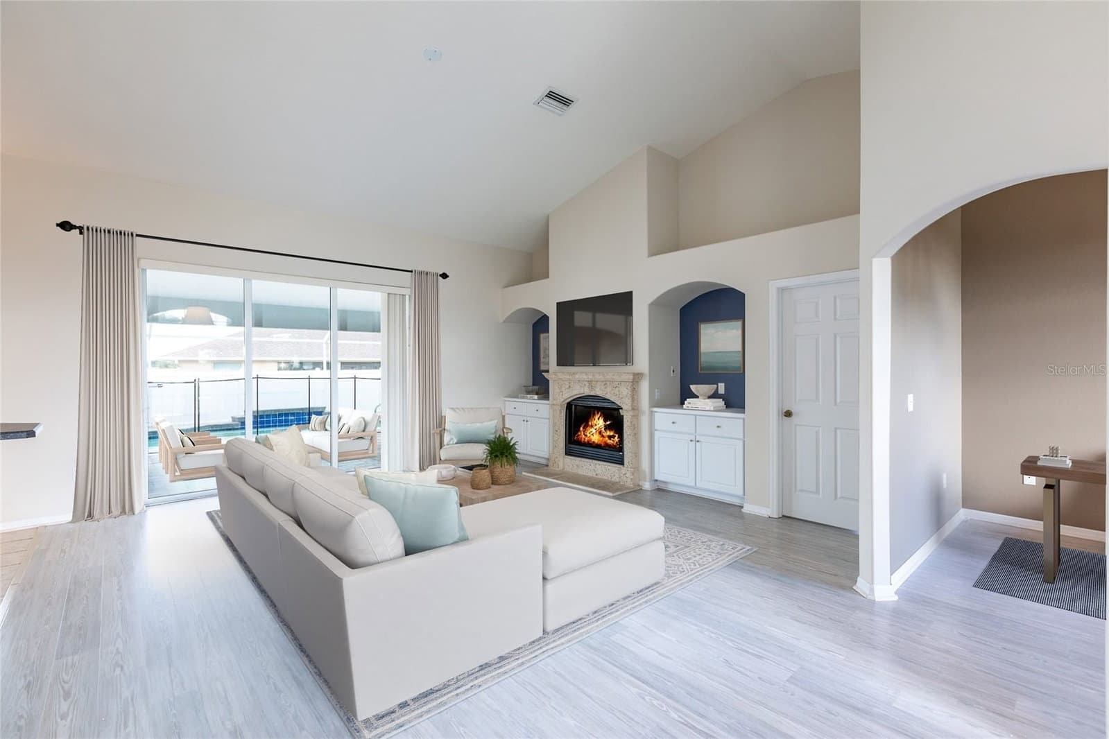 Photo 5 of 5580 81ST