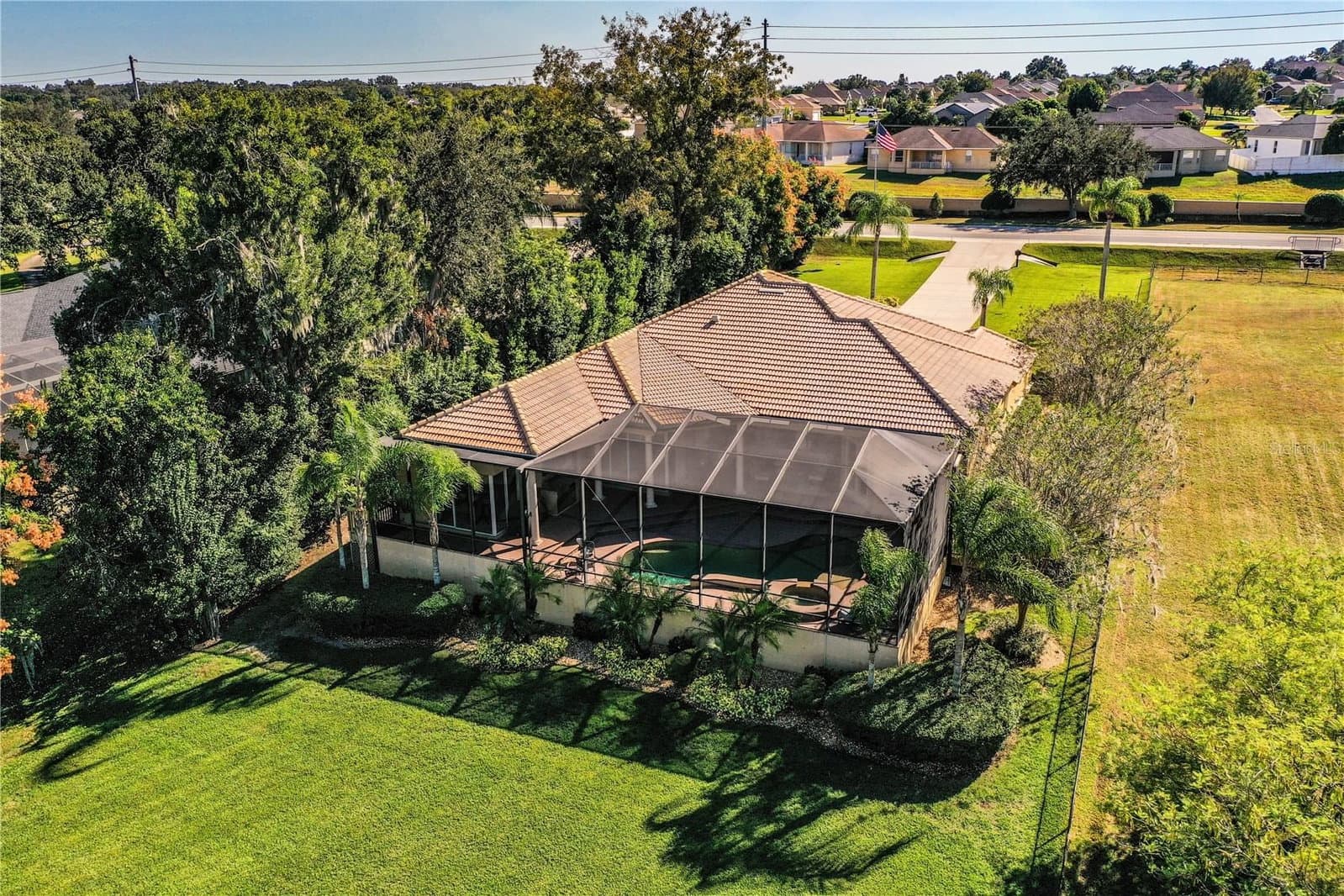2918 CLUBHOUSE